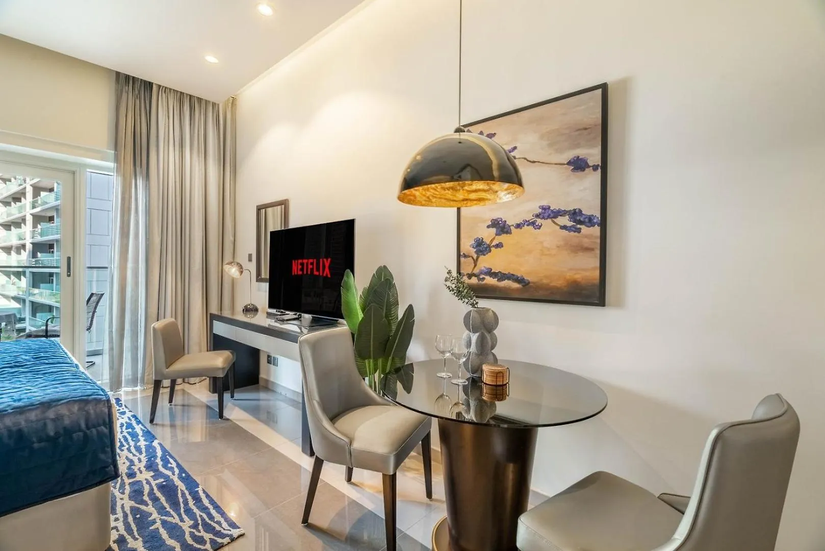 Guestready - City Nest With A Balcony And A Pool Dubai